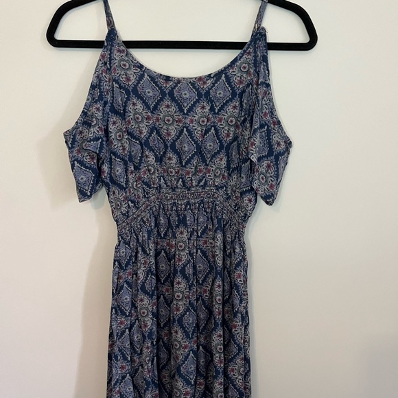 Abercrombie Dress - Cold Shoulder Cut Outs- Flowy Blue Dress - Small - Picture 3 of 3